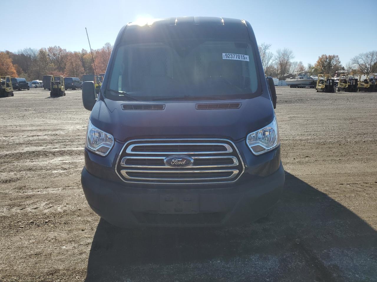 Ford Transit T-250 Image 3