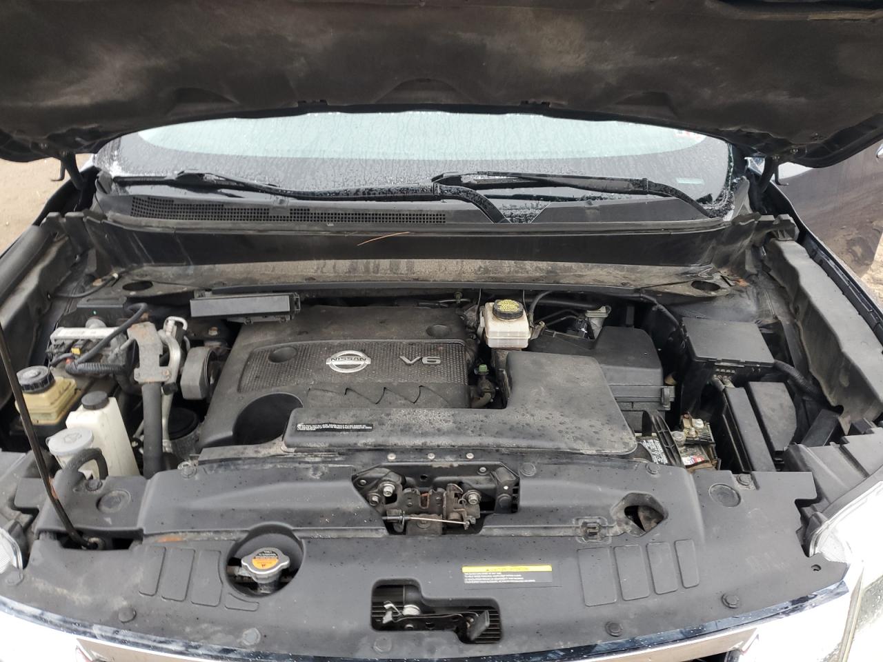 Nissan Pathfinder S Image 9