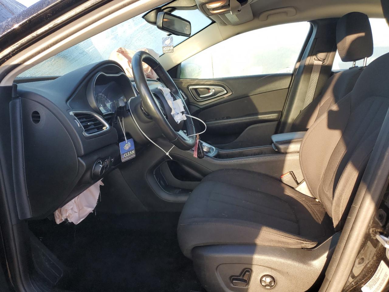 Chry 200 Limited Image 8