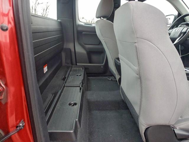 Toyota Tacoma Access Cab Image 8