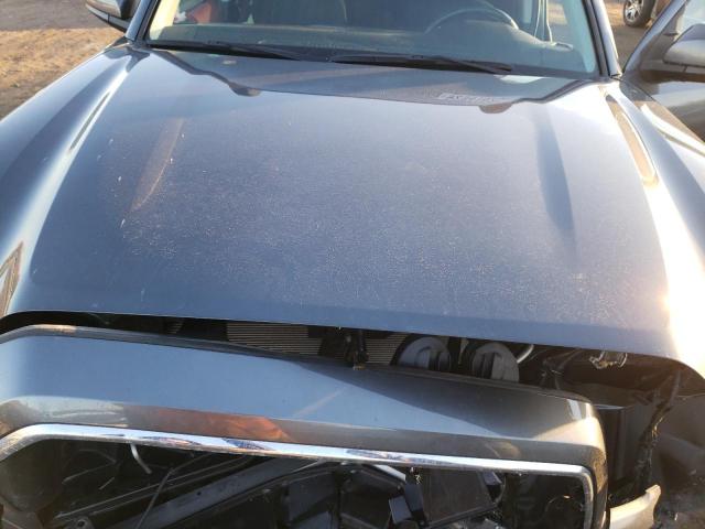 Toyota Tacoma Double Cab Image 3