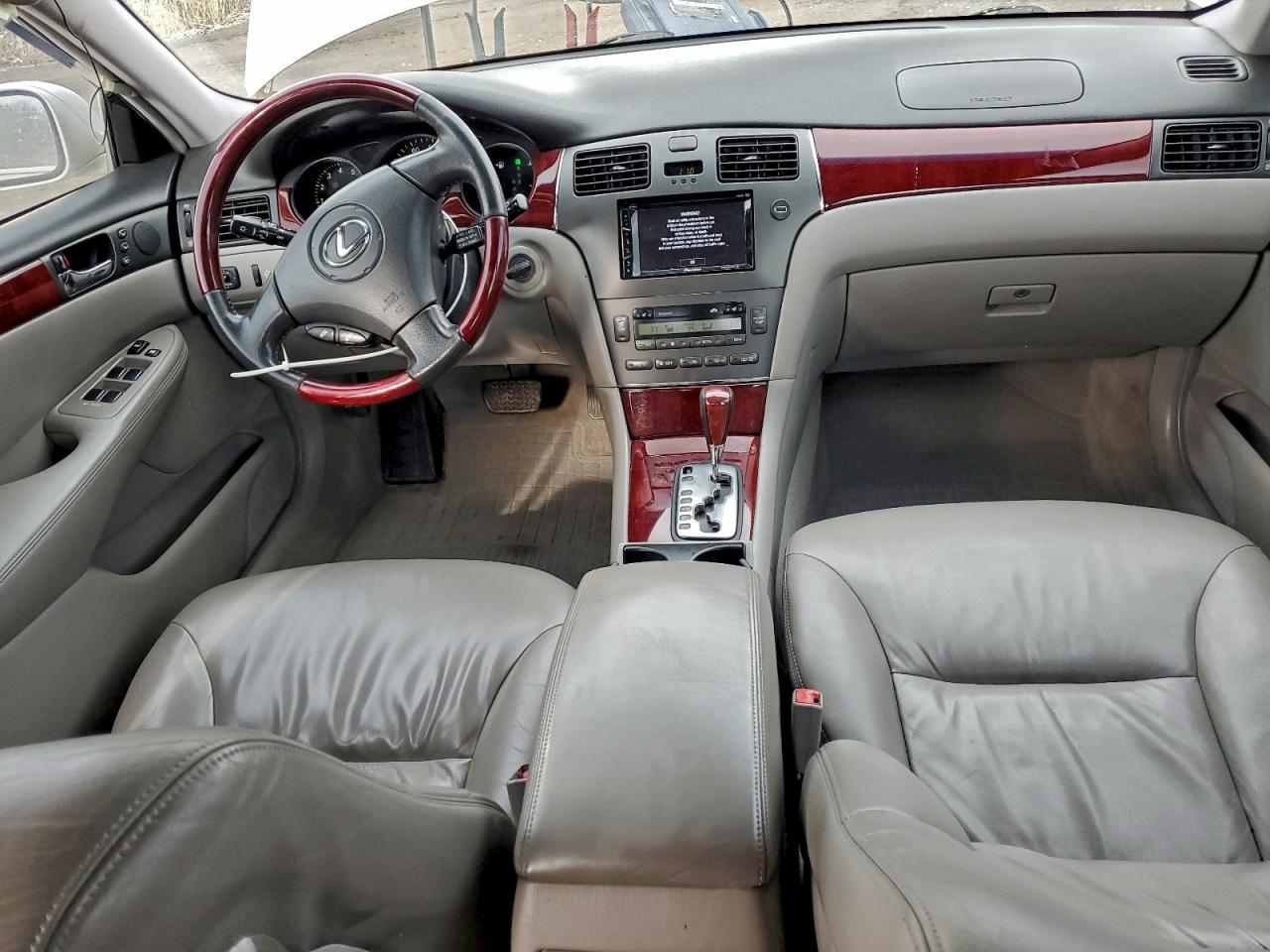 Lexus Es 300 Image 10