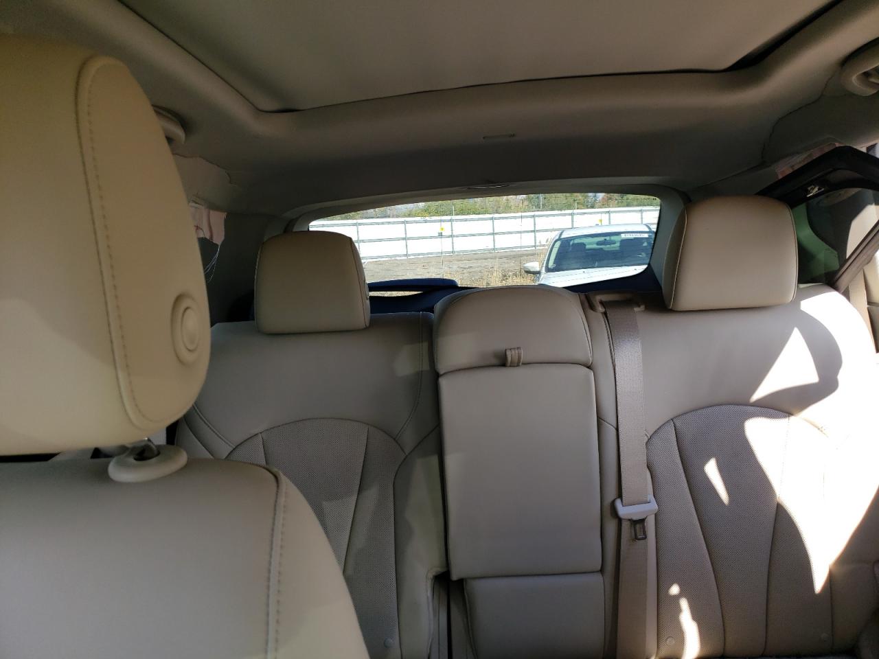 Buick Envision Essence Image 9