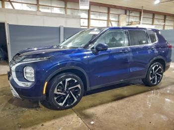  Salvage Mitsubishi Outlander