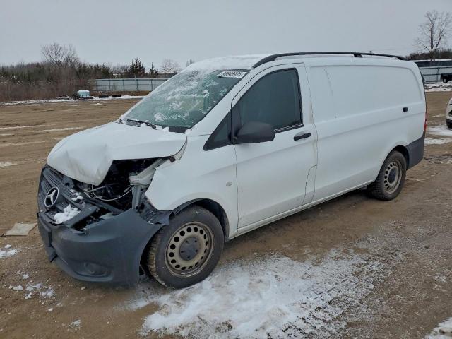  Salvage Mercedes-Benz Metris