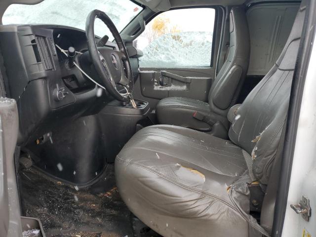 GMC Savana G2500 Image 5