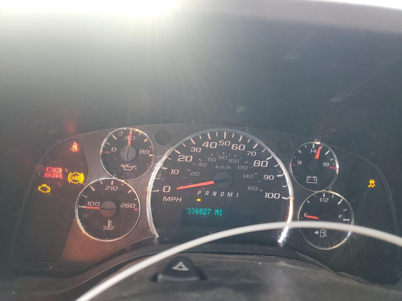 GMC Savana G2500 Image 11