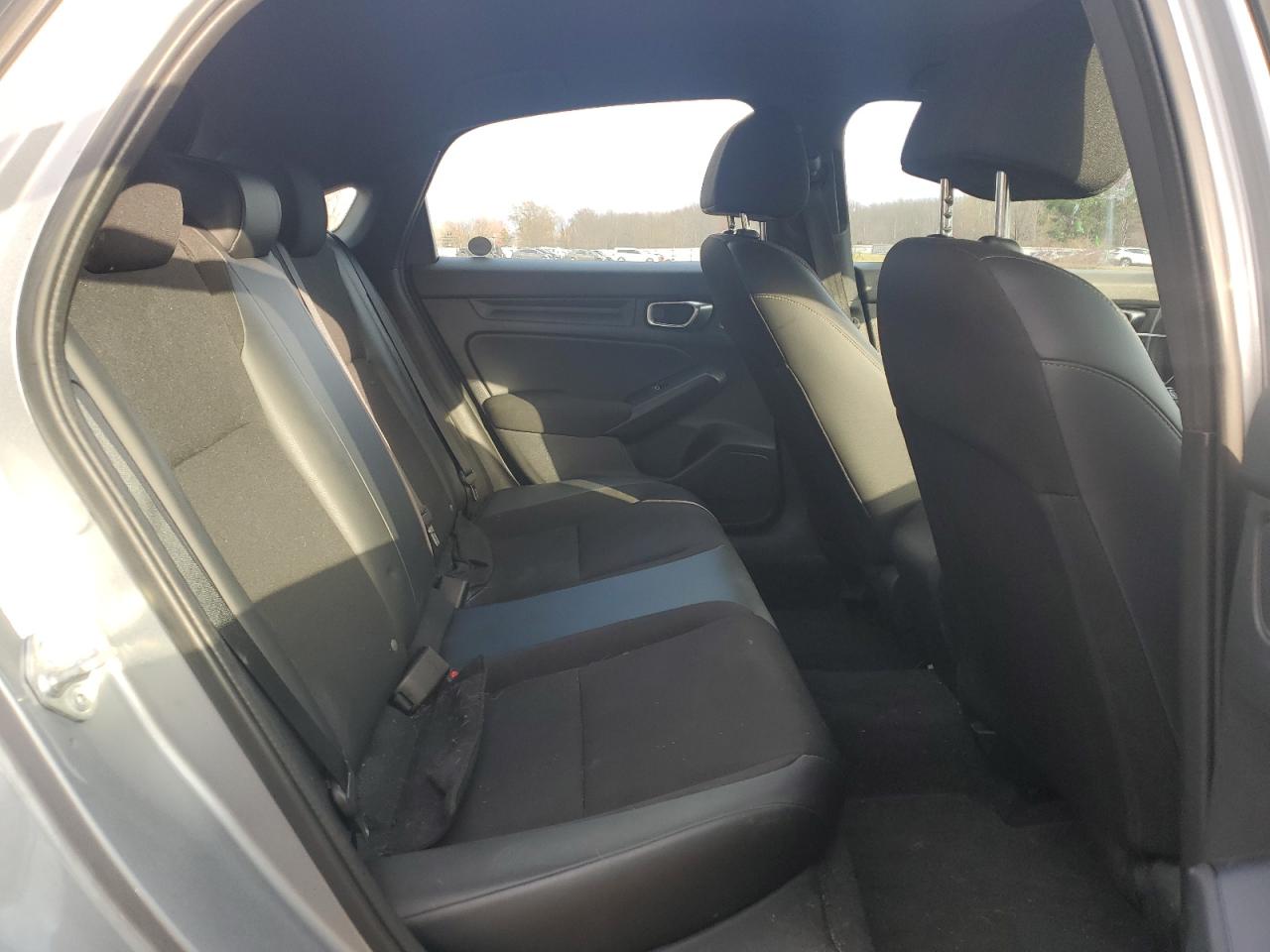 Honda Civic Sport Image 8