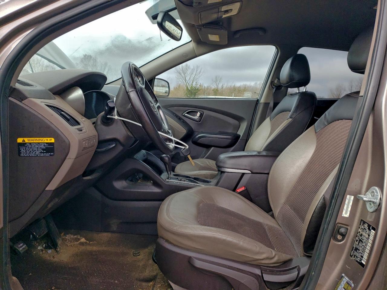 Hyundai TUCSON Gls Image 13