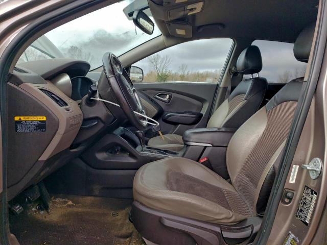 Hyundai TUCSON Gls Image 13