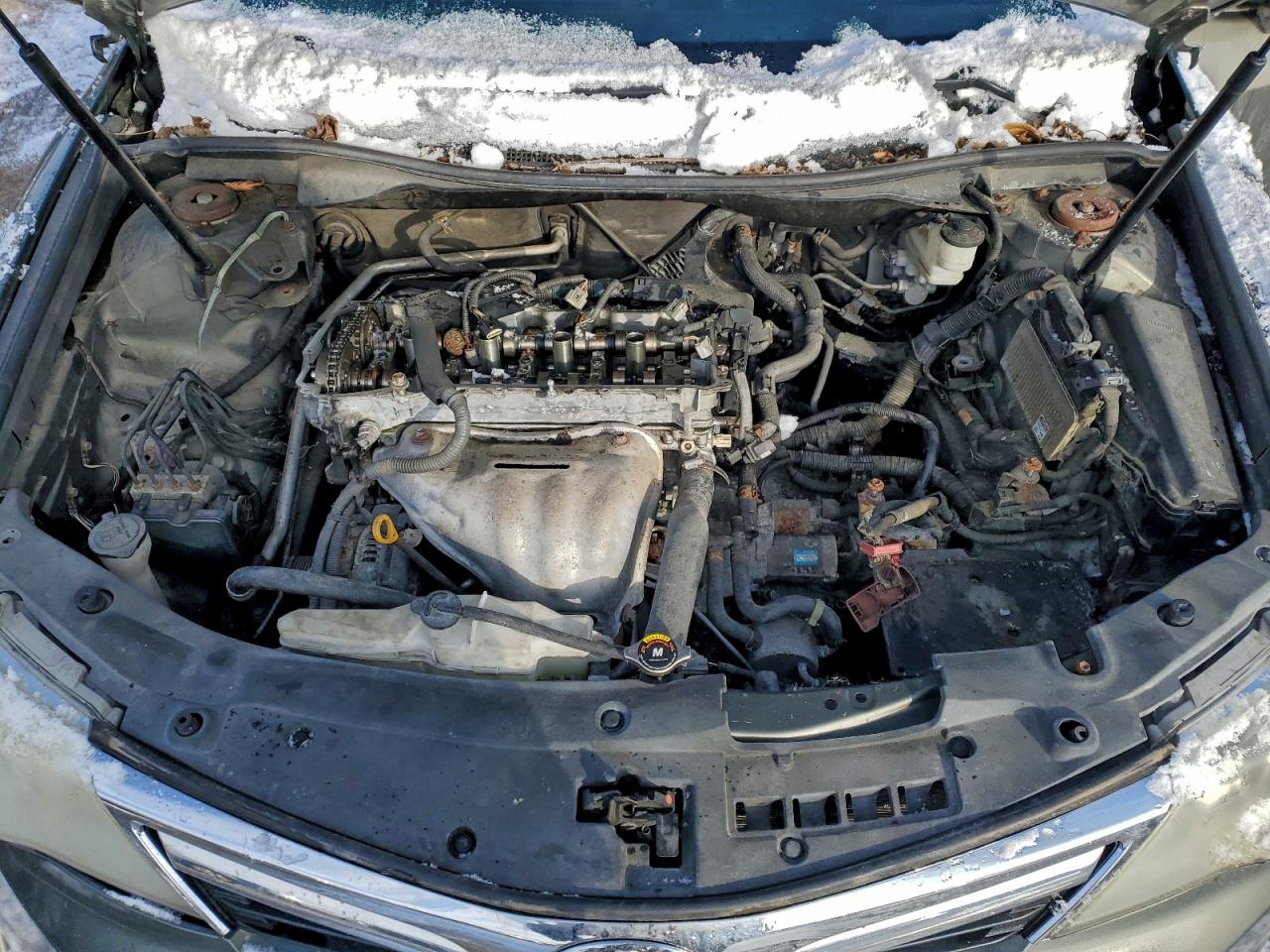 Toyota Camry Base Image 12