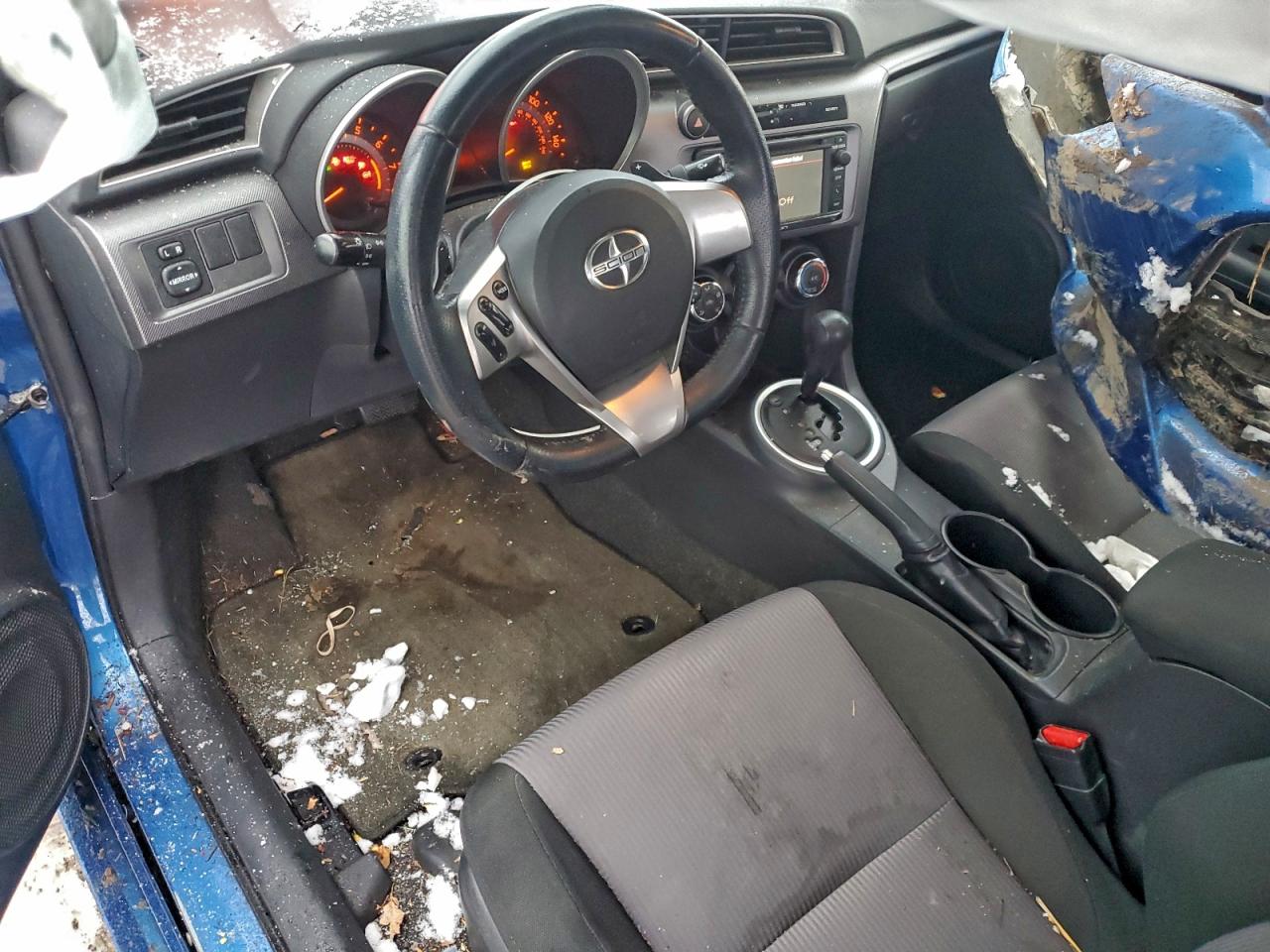 Toyota Scion Image 4