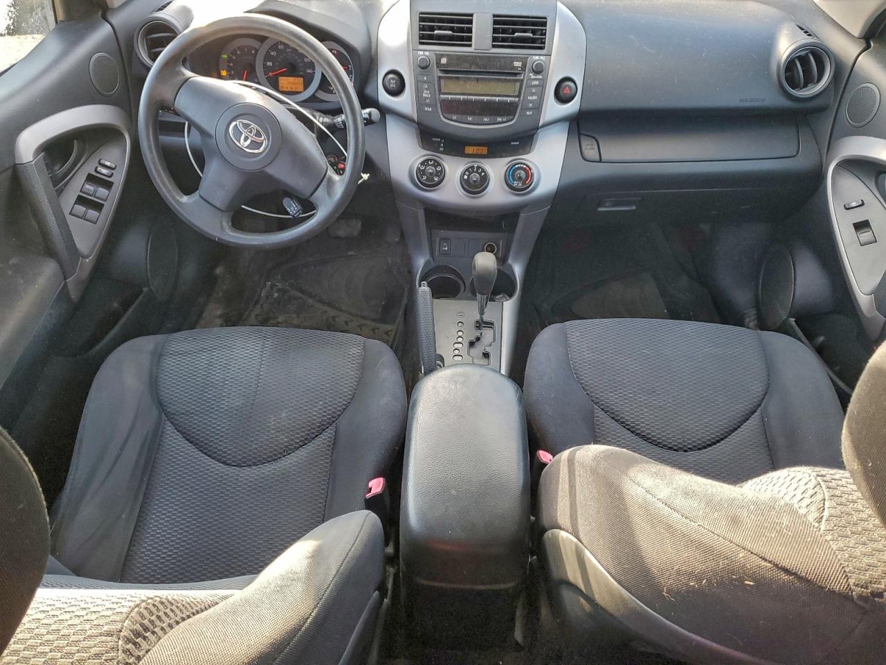 Toyota RAV4 Sport Image 12