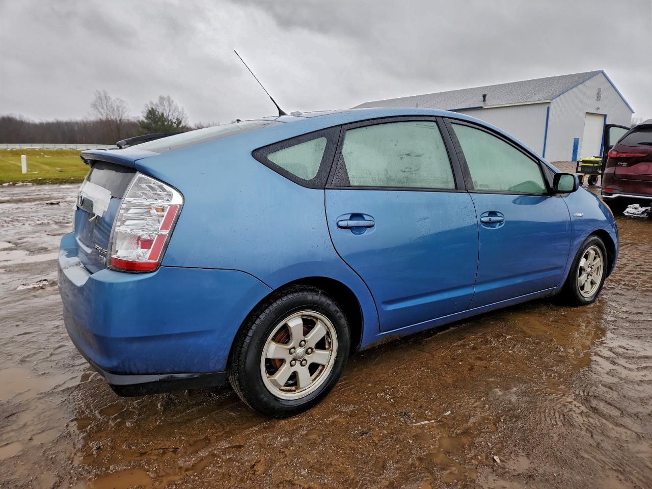 Toyota Prius Image 4