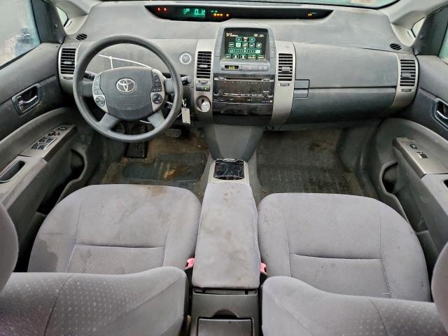 Toyota Prius Image 10