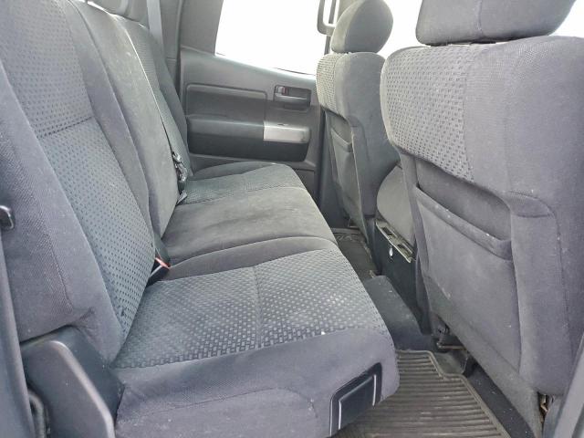 Toyota Tundra Double Cab Image 5