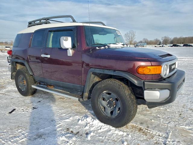 Toyota FJ Cruiser Image 10