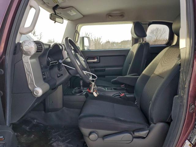 Toyota FJ Cruiser Image 12