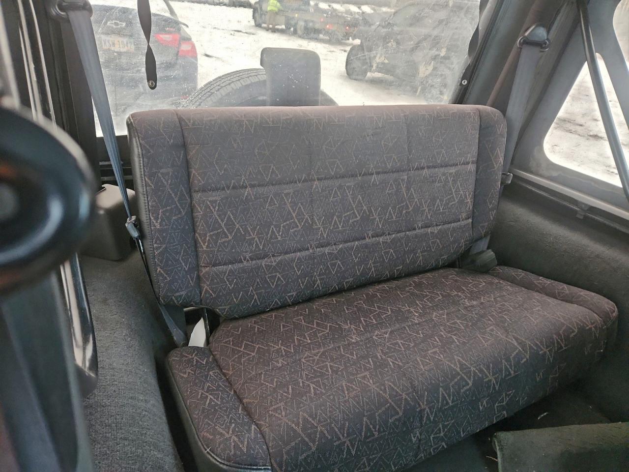 Jeep Wrangler Se Image 5