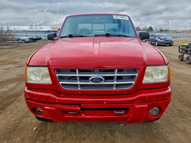 Ford Ranger Super Cab Image 2