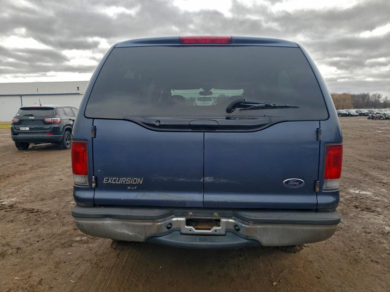 Ford Excursion Xlt Image 13