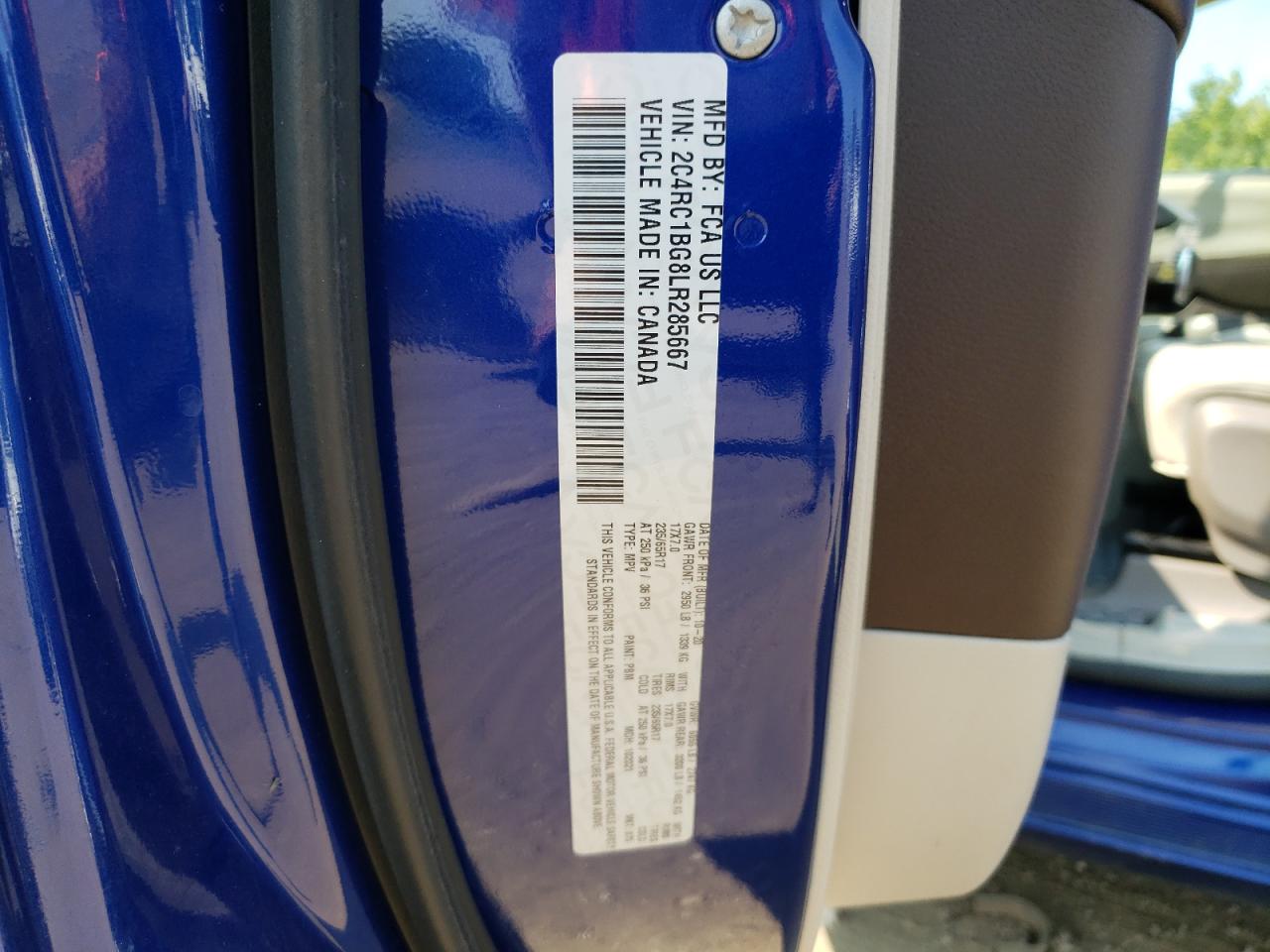 Chrysler Pacifica Touring L Image 9