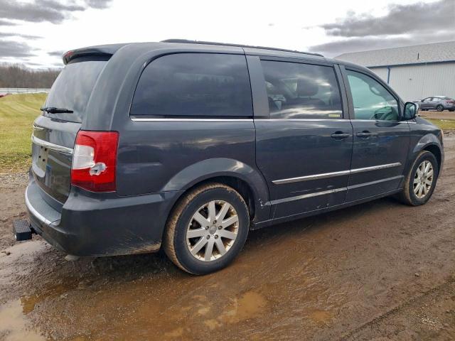 Chrysler Minivan Touring L Image 6