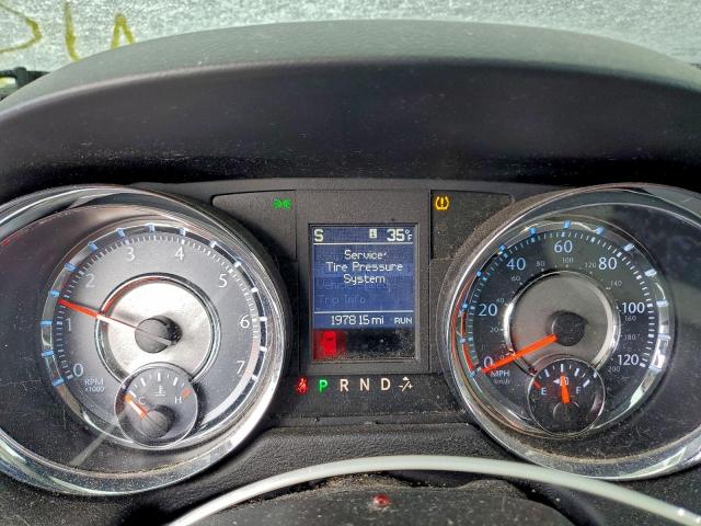 Chrysler Minivan Touring L Image 12