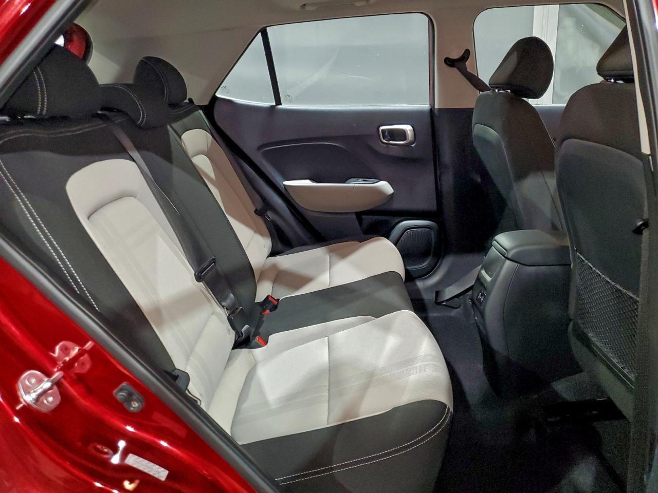 Hyundai VENUE Sel Image 13