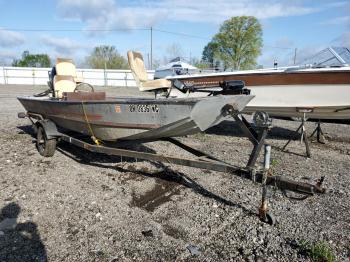  Salvage Delh Boat W Trl