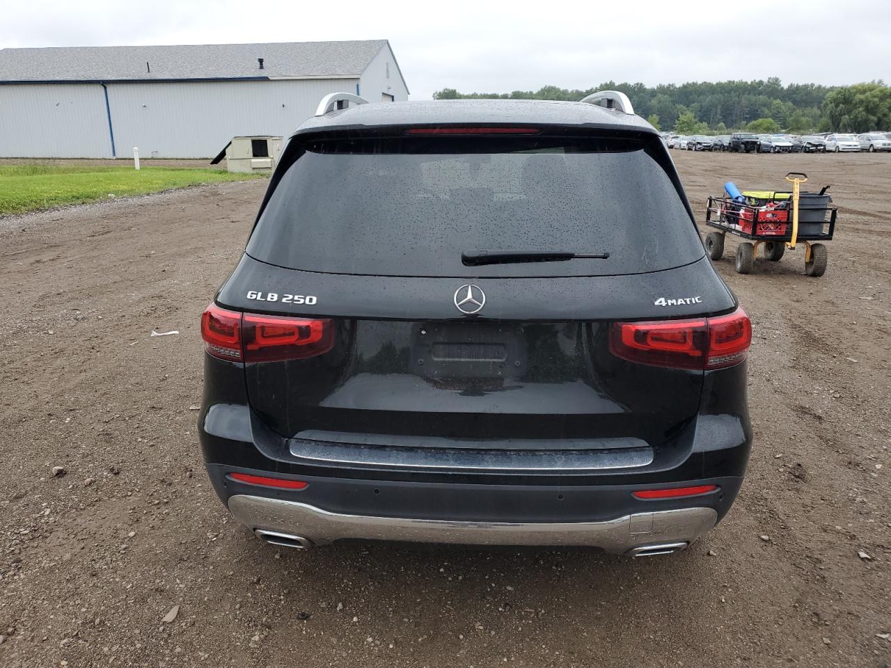 Mercedes-Benz GLB 250 4matic Image 10