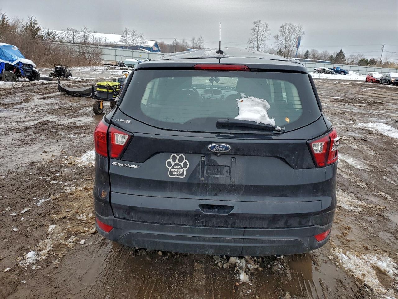 Ford Escape S Image 2