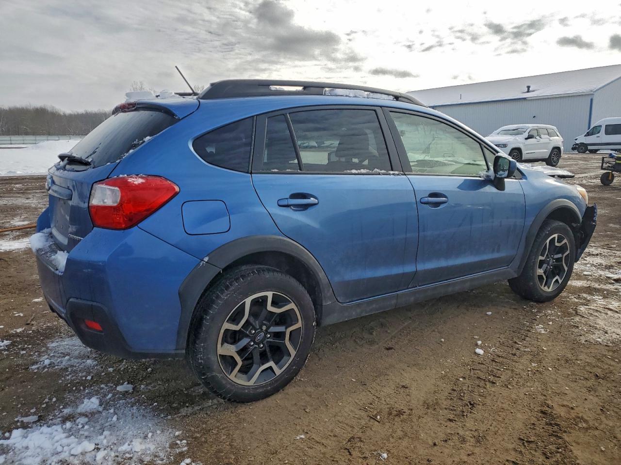 Subaru Crosstrek Premium Image 4