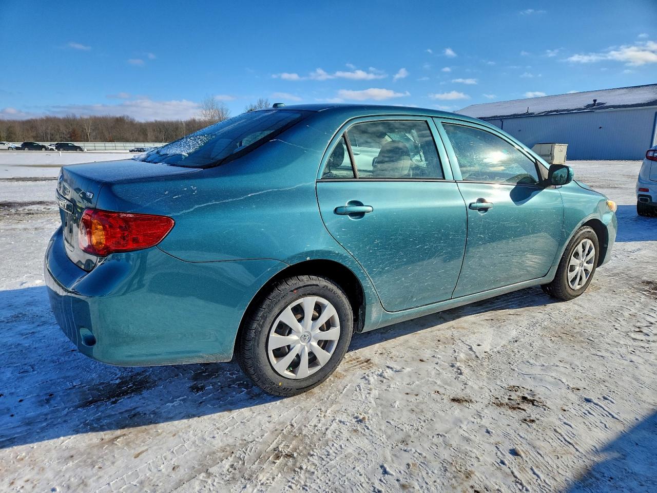 Toyota Corolla Base Image 2