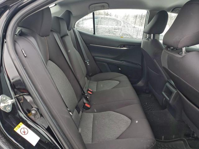 Toyota Camry L Image 11