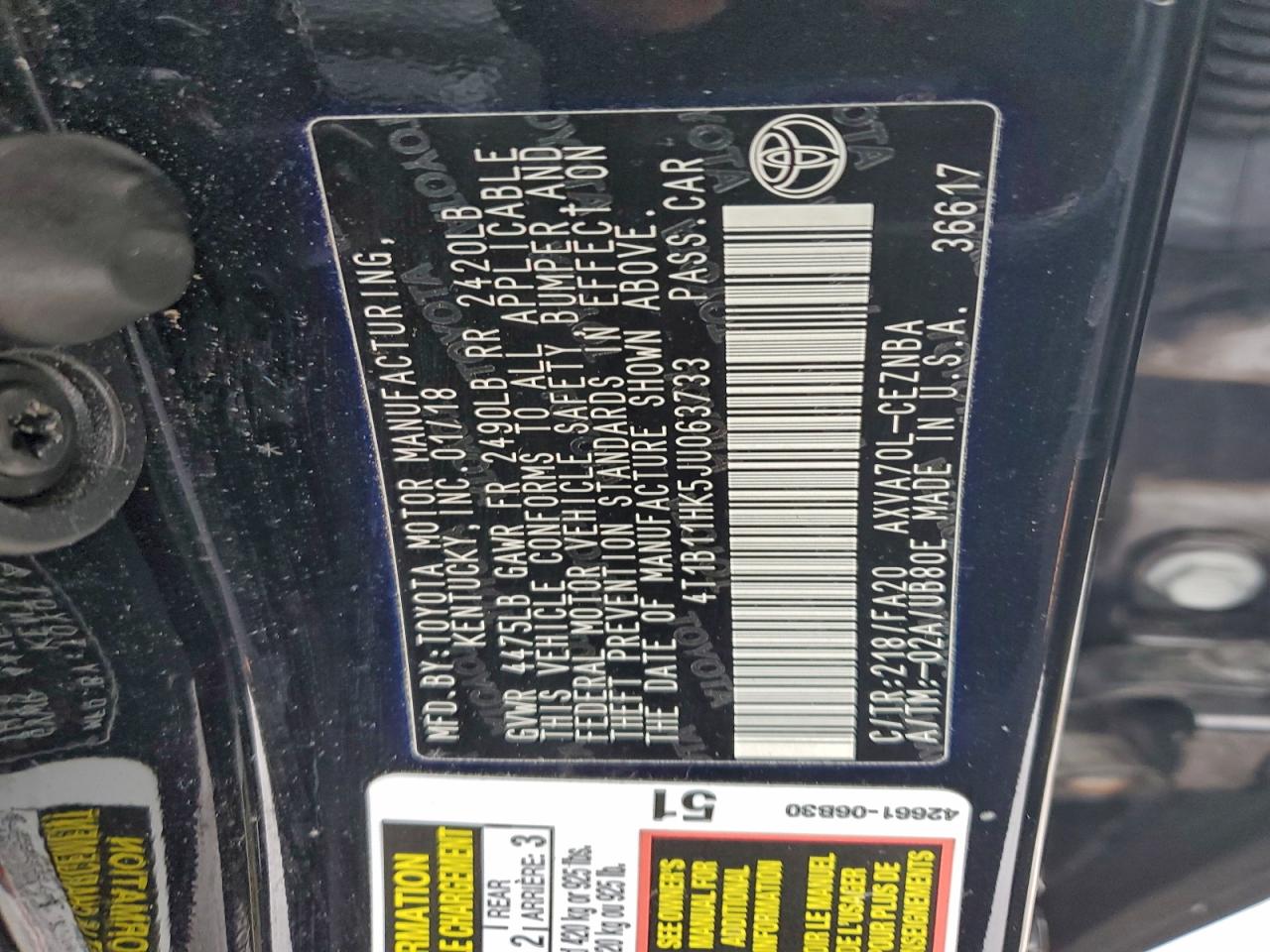 Toyota Camry L Image 10