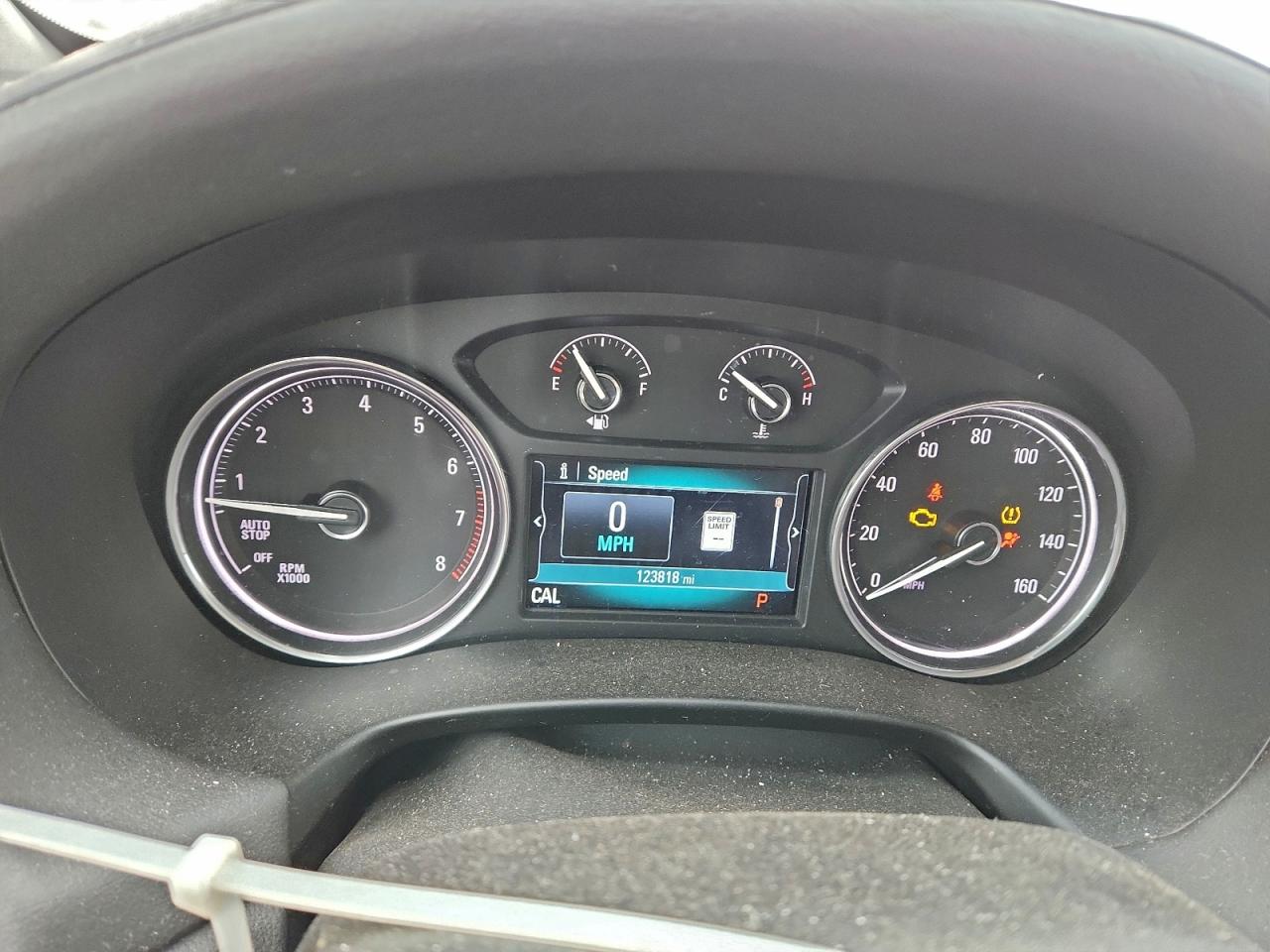 Buick Enclave Essence Image 11