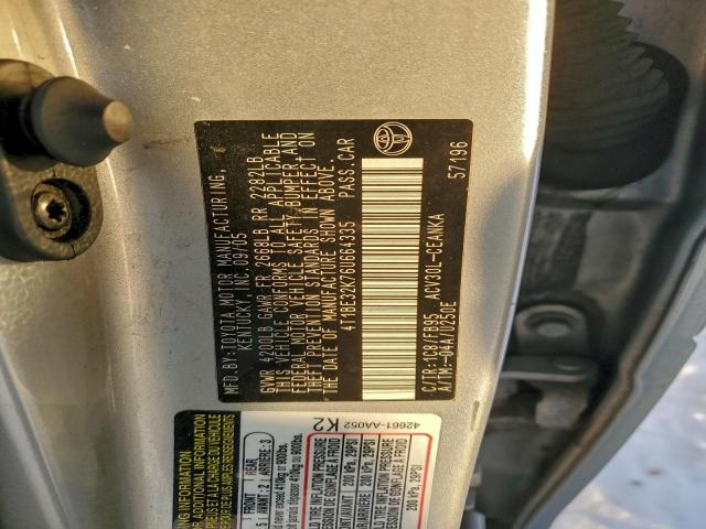 Toyota Camry Le Image 2