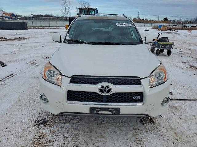 Toyota RAV4 Limited Image 4