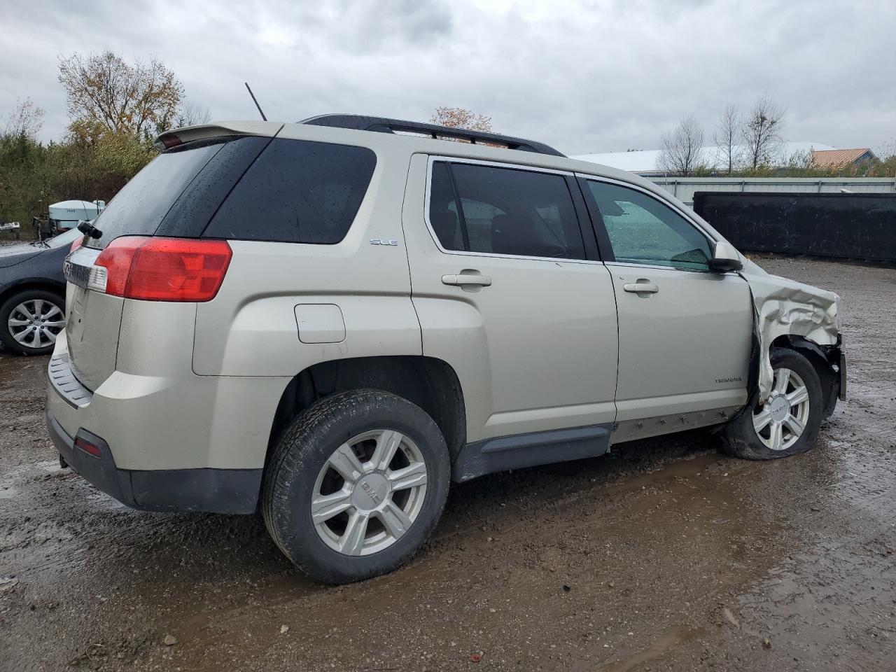 GMC Terrain Sle Image 2