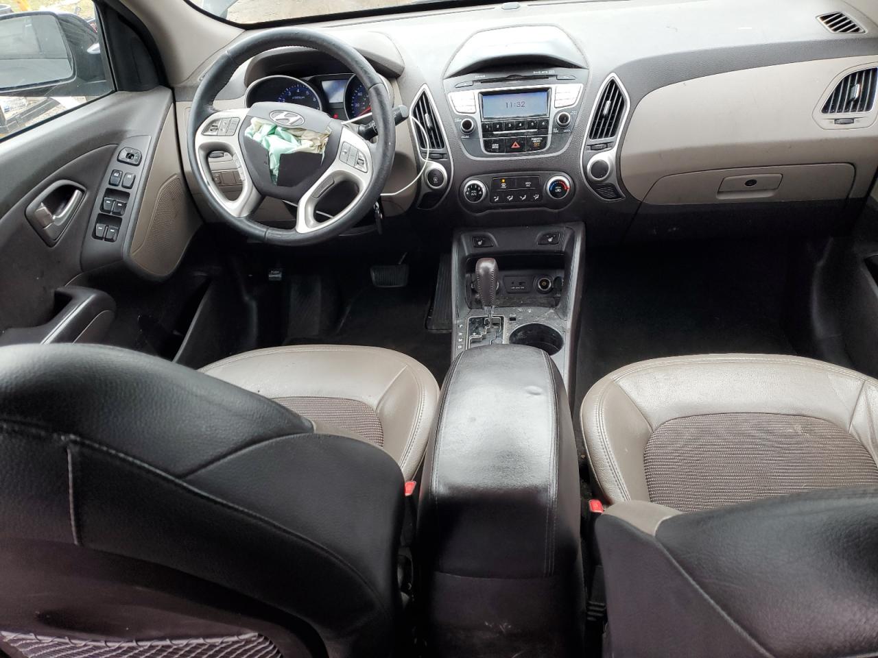 Hyundai TUCSON Gls Image 10