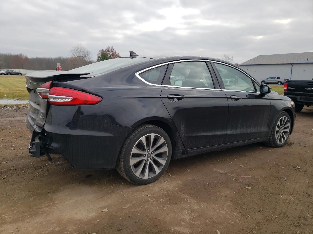 Ford Fusion Sel Image 7