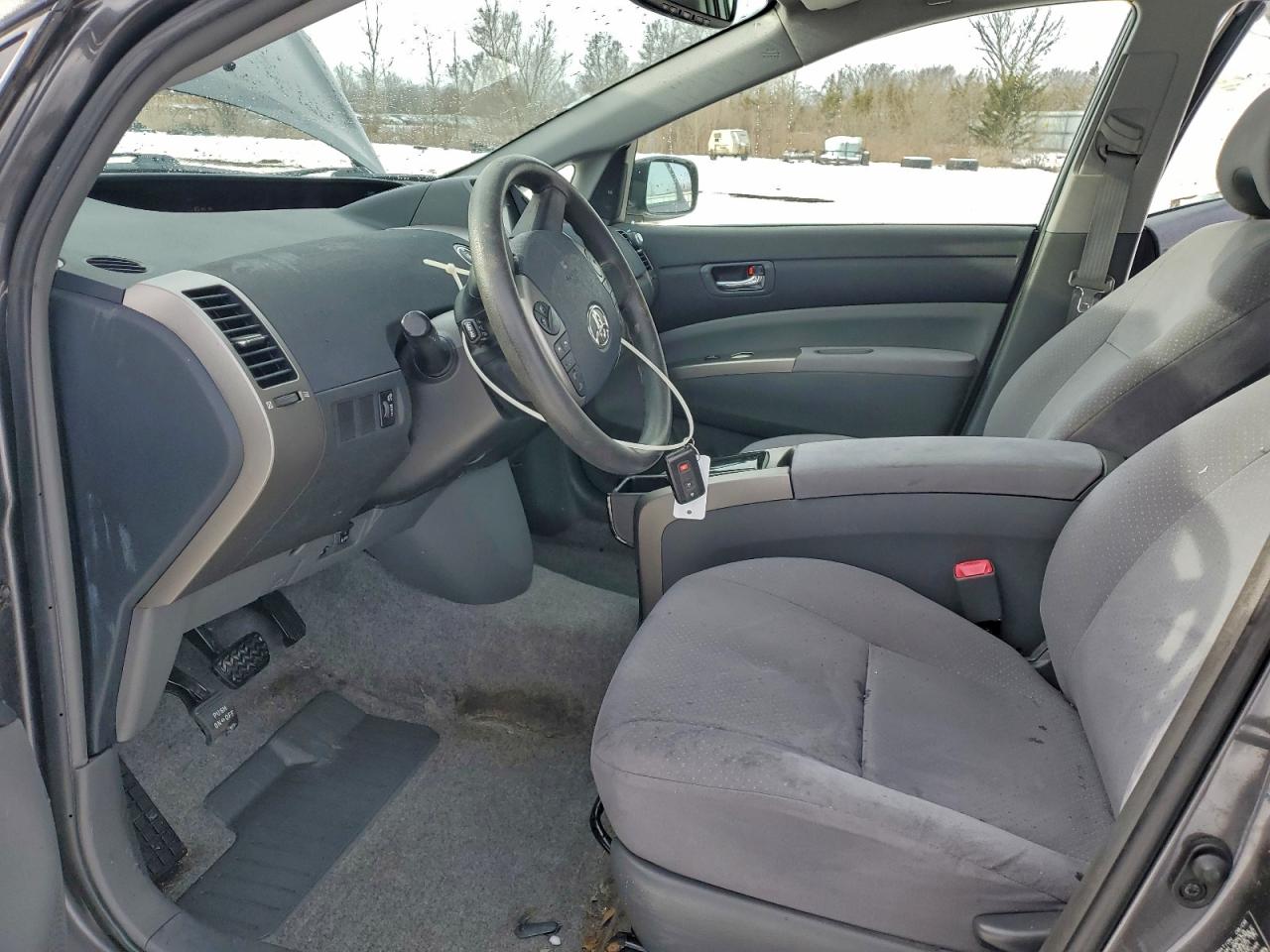 Toyota Prius Image 12