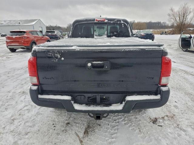 Toyota Tacoma Access Cab Image 5