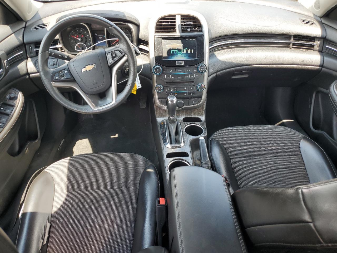 Chev Malibu 1lt Image 9