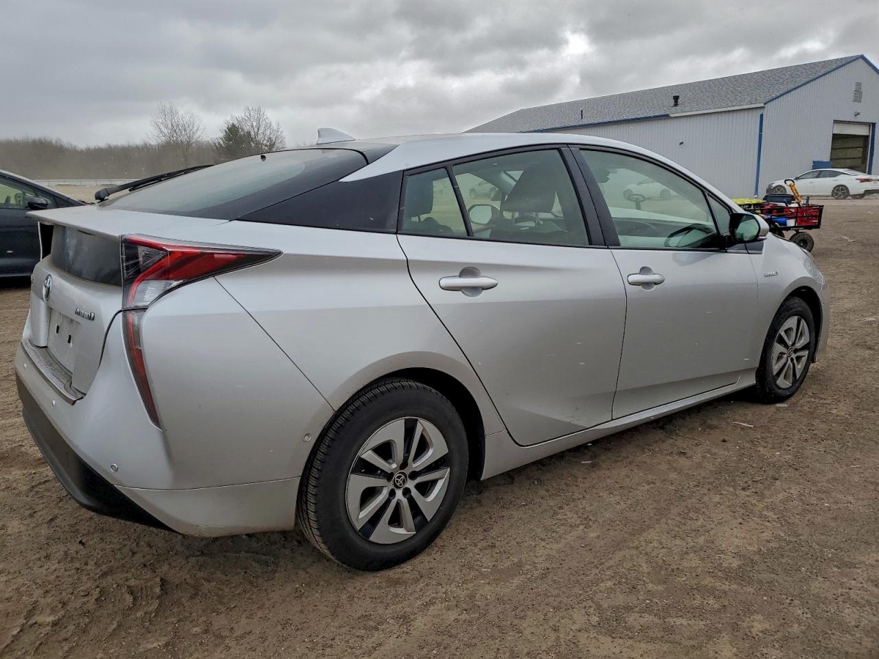 Toyota Prius Image 2