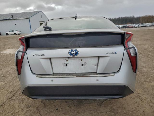 Toyota Prius Image 4