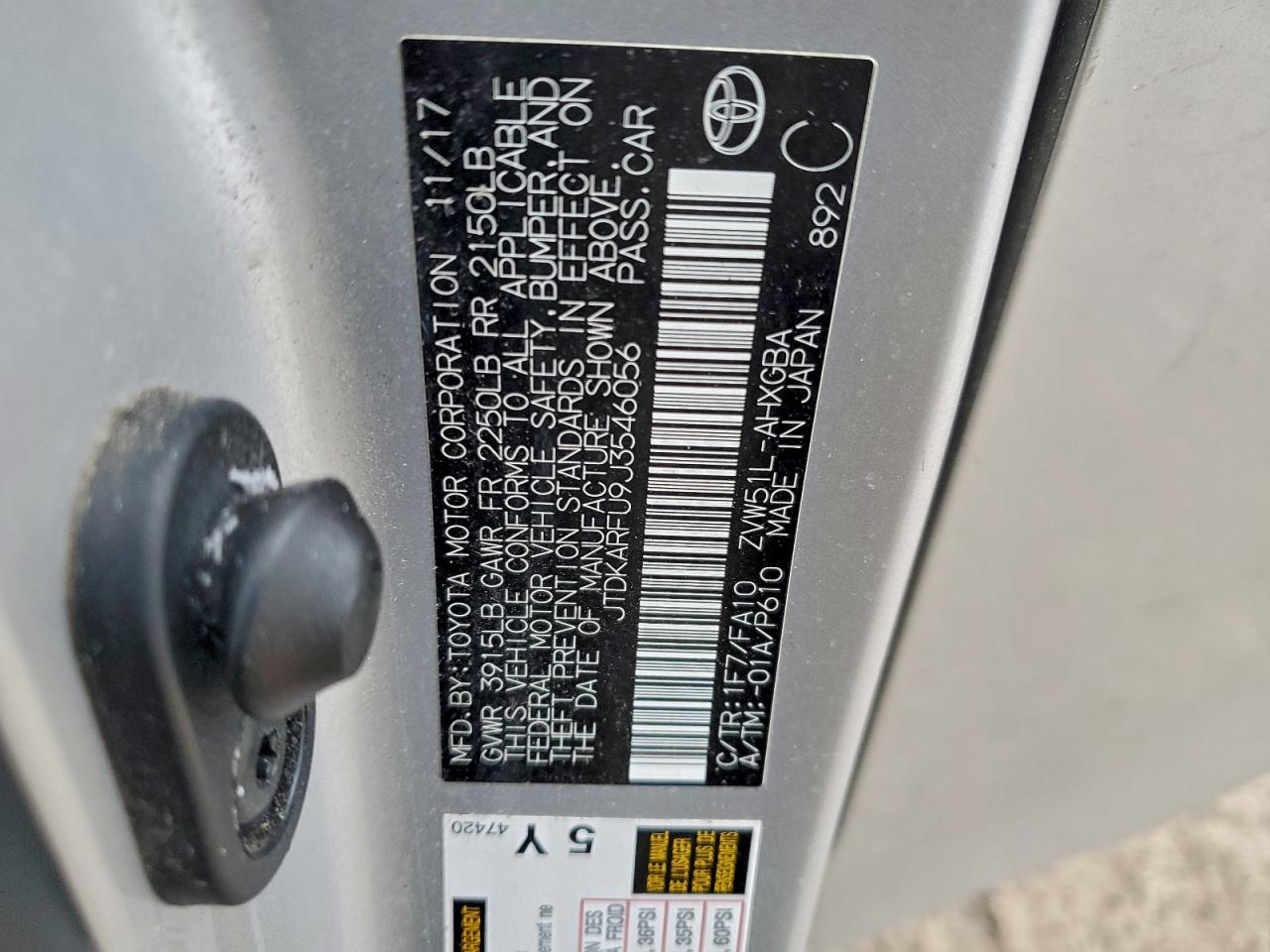 Toyota Prius Image 9