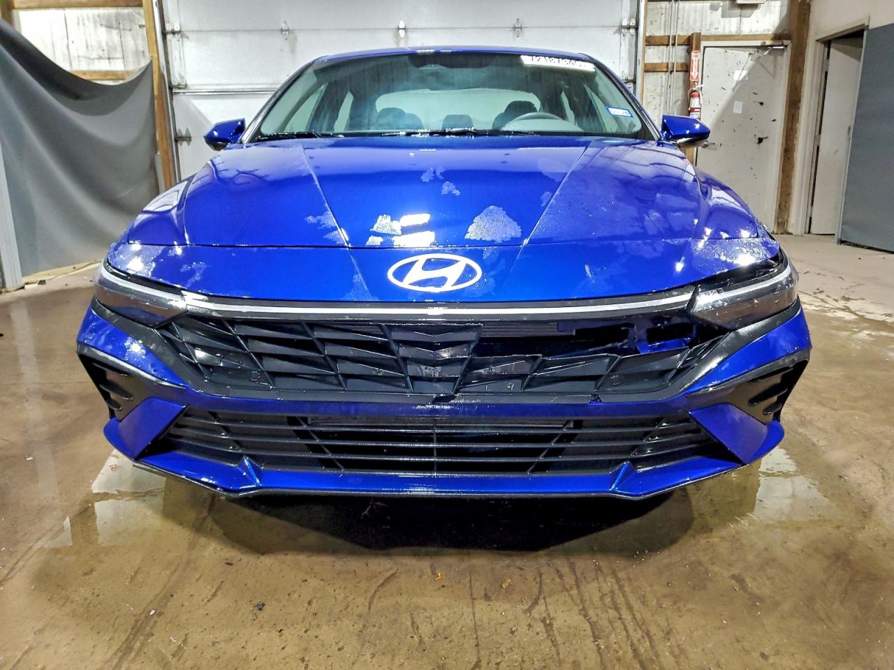 Hyundai ELANTRA Sel Image 8