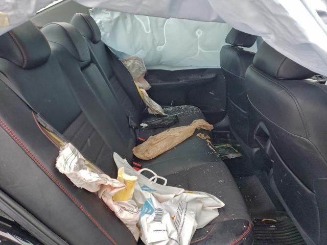 Toyota Camry Le Image 12